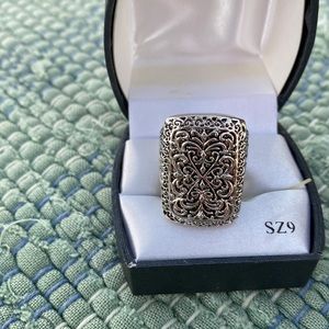 FASHION RING SIZE 9